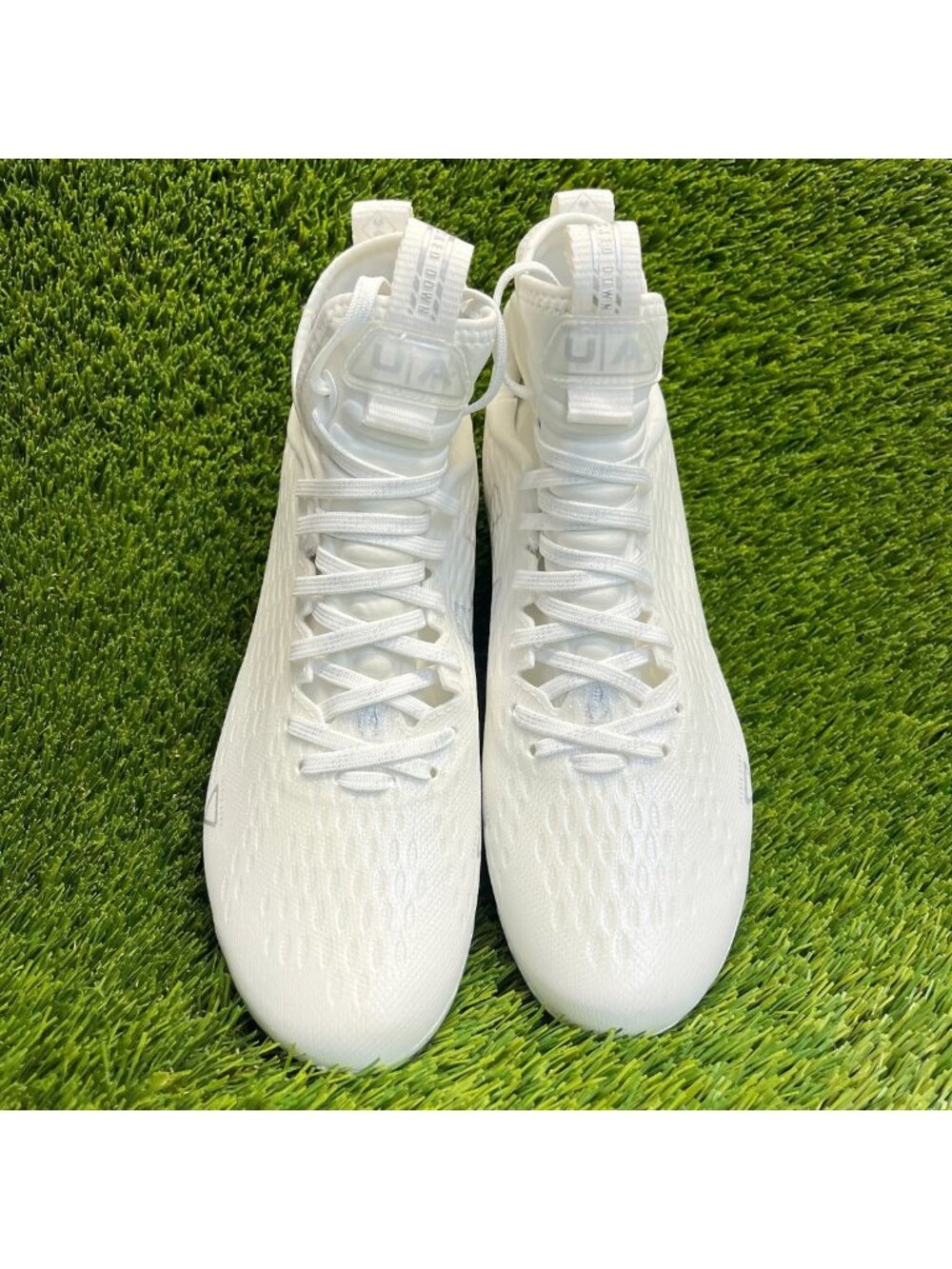 Under Armour Spotlight Lux MC 2.0 Mens Size 9 White Running‎ Football Cleats